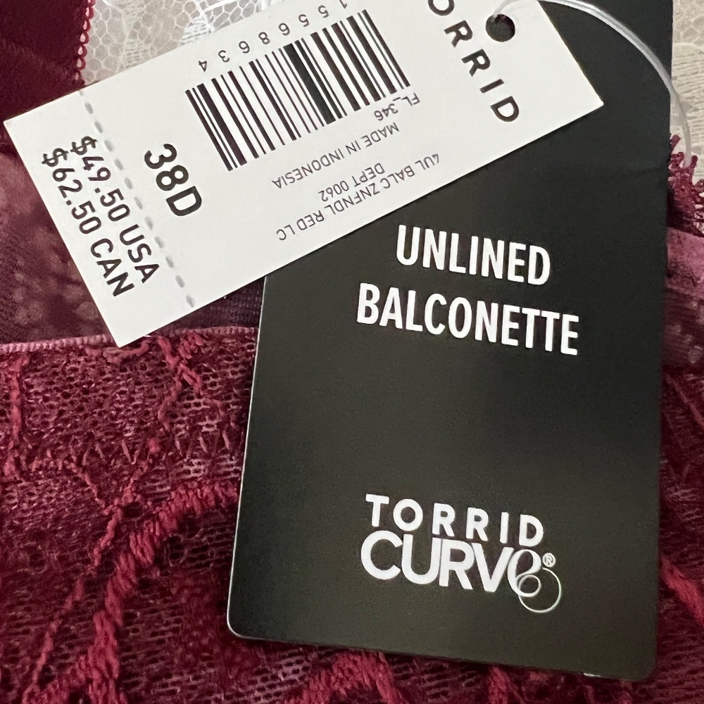 Torrid Curve Bra - Picture 3 of 3